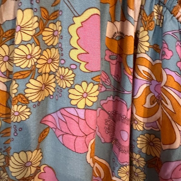 Zesica maxi floral halter dress.  Size XL - Picture 3 of 7